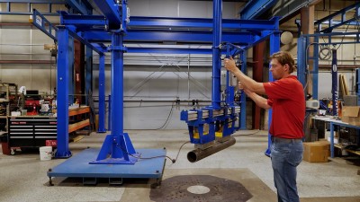 Lifturi cu prindere magnetică pentru produse metalice