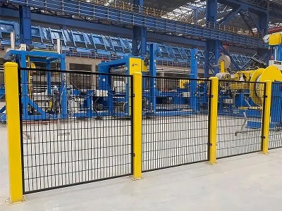 Garduri și bariere metalice pentru celule robotizate